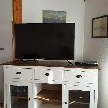 דירה Bb Daenisch/deutsch